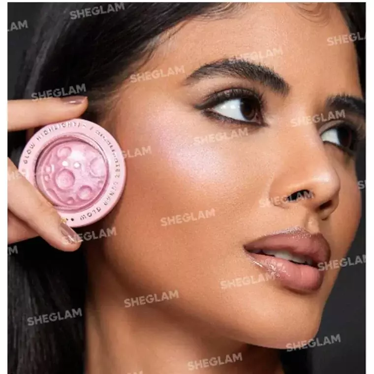 Sheglam Lunar Glow Highlighter - Heart Galaxy (5gm)