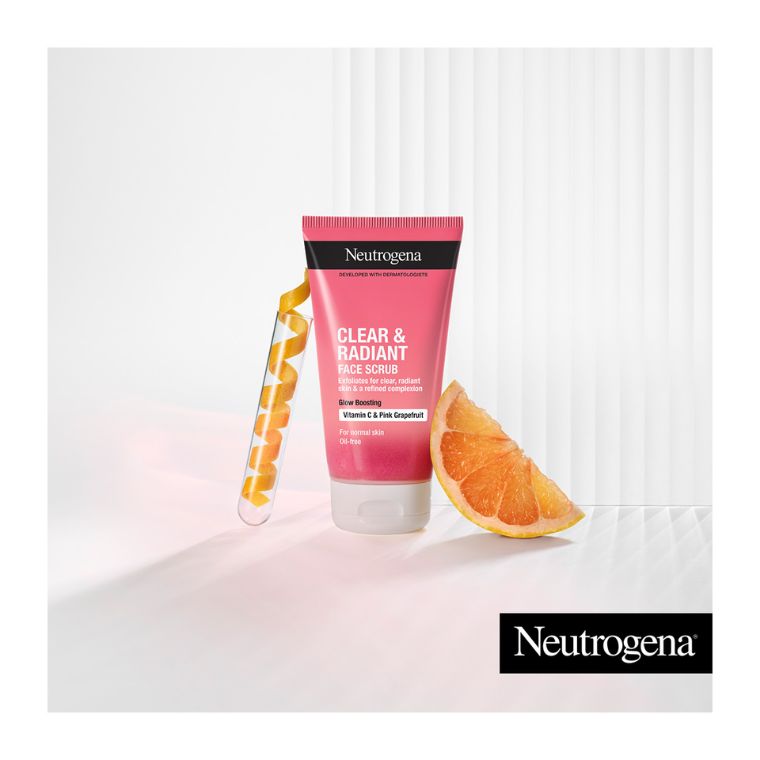 Neutrogena Clear & Radiant Daily Face Scrub (150ml)