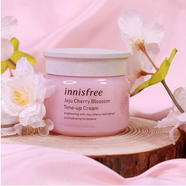 Innisfree Jeju Cherry Blossom Tone-up Cream (50ml)