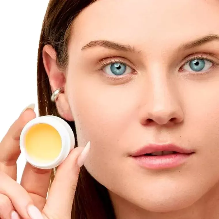 A’pieu Honey & Milk Daily Lip Mask Honey (6gm)