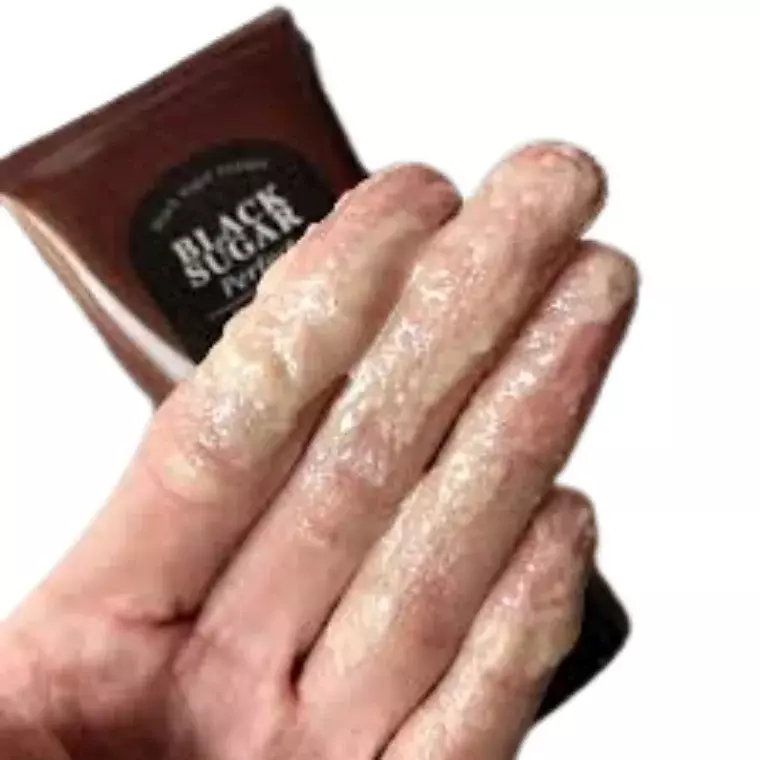 Black Sugar Perfect Scrub Foam (180ml)