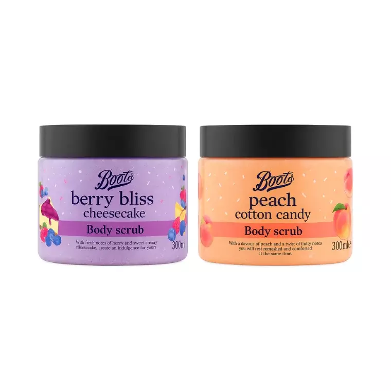 Boots Berry Bliss Cheesecake Body Scrub (300ml)