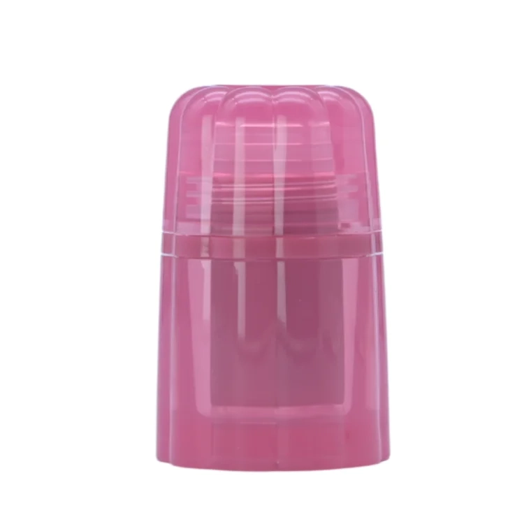 Gege Bear Tow-Tone Solid Lip Gloss #02 Peach Jelly Coral (4.4gm)