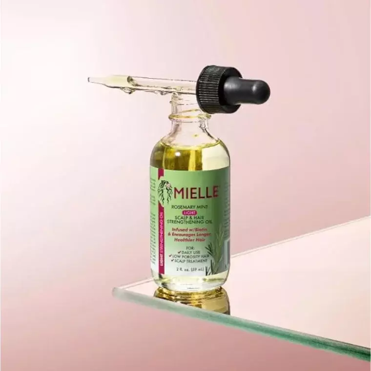 Mielle Organics Rosemary Mint Hair Strengthening Oil (59ml)