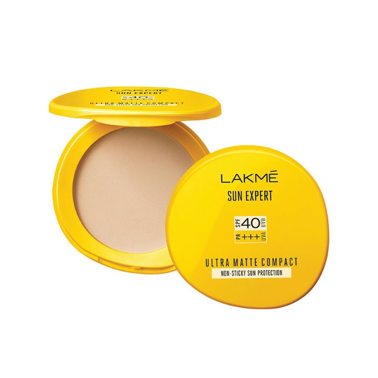 Lakme Sun Expert Ultra Matte SPF 40 PA+++ Compact (10gm)