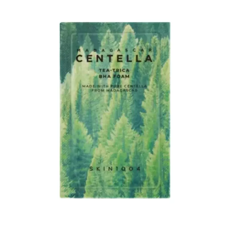 2000 টাকা এমাউন্টের পারচেজে পেয়ে যাচ্ছেন Skin1004 Madagascar Centella Tea-Trica BHA Foam (1.5ml) একদম ফ্রি
