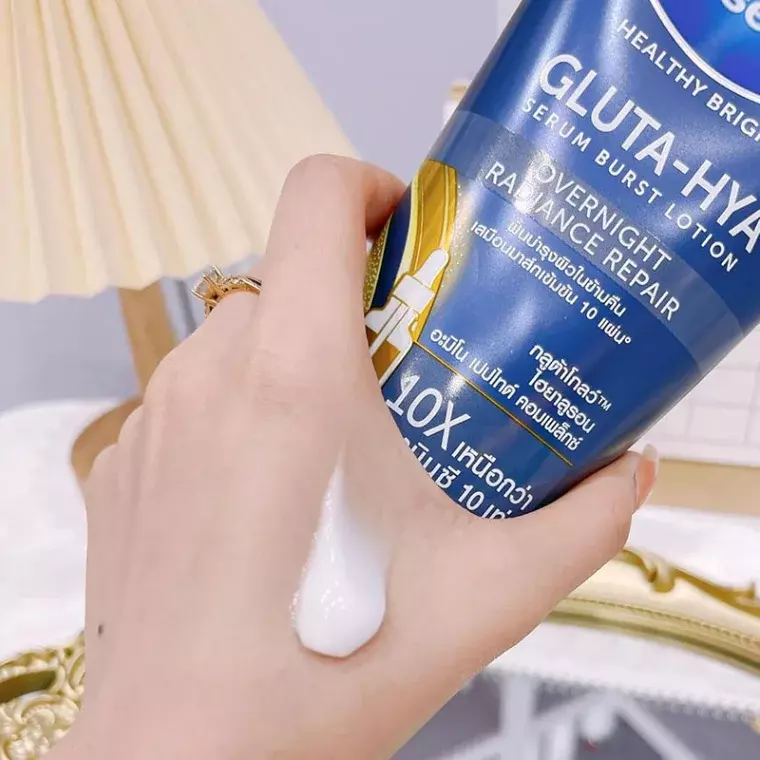 Vaseline Healthy Bright Gluta-Hya Serum Burst Lotion Overnight Radiance – (300ml)